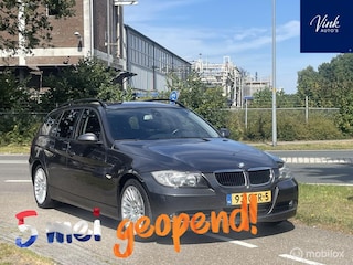 BMW 3-serie Touring 318i Business Line AUTOMAAT|Trekhaak|Navigatie|Parkeersensoren|Climate Control