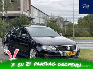 Volkswagen Passat 1.6 Businessline | Navigatie | Trekhaak | LMV