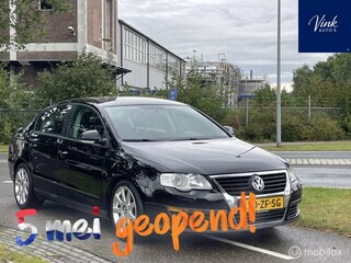 Volkswagen Passat 1.6 Businessline | Navigatie | Trekhaak | LMV