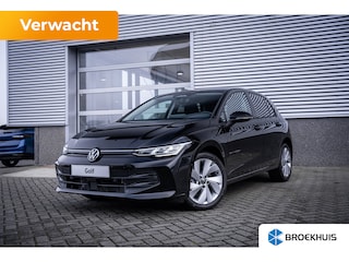 Volkswagen Golf Life Edition eHybrid | 'App-Connect' draadloze smartphone integratie | Achterbank in ongelijke delen neerklapbaar incl. middenarmsteun en doorlaadmogelijkheid | Achteruitrijcamera (Rear View)