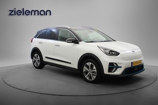 Kia Niro DynamicPlusLine 3 Fase 64 kWh - Carplay, Half Leer, Camera, Stuur/Stoelverw. JBL