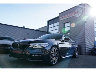 BMW 5-serie Touring 530i High Executive | Panorama | Harman/Kardon | Luxe leder | Camera | Head up | Dealer onderhouden | Trekhaak