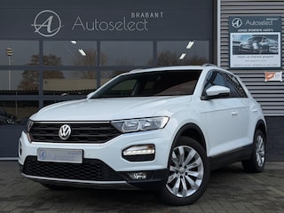 Volkswagen T-Roc 1.5 TSI Sport CarPlay Camera Virtual Dash