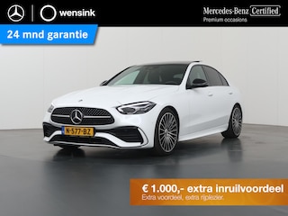 Mercedes-Benz C-klasse 180 AMG Line | Night | Panoramadak | Digital Light | Multispaaks AMG velgen | Stoelverwarming | Sfeerverlichting |