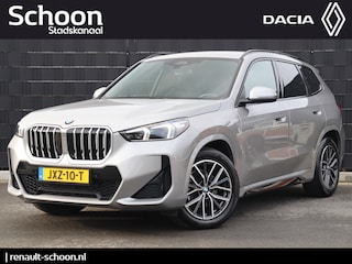 BMW X1 sDrive18i M-sport Automaat | Sportstoelen | Camera | Stoelverwarming | Carplay | Elek. Klep