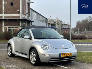 Volkswagen Beetle New Cabriolet 1.6 Highline