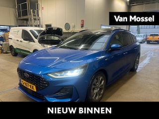 Ford Focus Wagon 1.0 EcoBoost Hybrid ST Line | Groot scherm (Sync 4) | Panoramadak | Adaptieve Cruise | Dodehoeksensoren | Stoel/stuur voorruitverwarming | Camera | All-seasonbanden | Dealeronderhouden