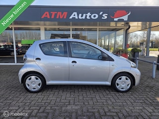 Toyota Aygo 1.0-12V Cool 5 drs Airco NAP Dealer onderhouden