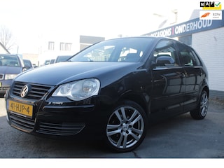 Volkswagen Polo 1.4-16V Comfortline | Airco | Cruise control | Elec ramen | Nap