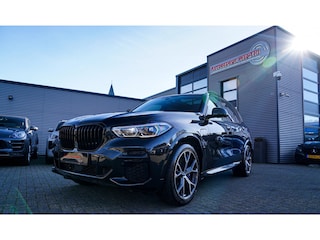 BMW X5 XDrive45e High Executive | Panorama | ACC | Luchtvering | LASER LED | 360 camera | Head up | 21 inch | Dealer onderhouden |