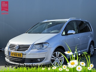 Volkswagen Touran 2.0 TDI Highline Business
