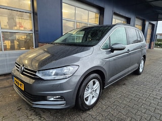 Volkswagen Touran 1.5 TSI Comfortline business  7persoons, Automaat, Carplay, Trekhaak, Stoelverwarming, ALL IN PRIJS!