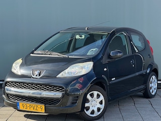 Peugeot 107 BWJ 2011 | 1.0-12V Millesim | NL AUTO | NWE APK | AIRCO | EL RAMEN | TOERENTELLER | RADIO/CD | CENTR VERGR + AF |