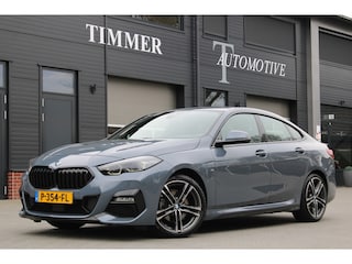 BMW 218i M Sport Business Edition Plus - 18 Inch - Lederen bekleding - Nederlandse BMW - Dealer onderhouden Stuur & Stoelverwarming - Achteruitrijcamera