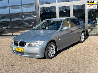 BMW 318i High Executive, clima, Nieuwe APK