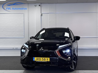 Mitsubishi Eclipse Cross 2.4 PHEV Instyle | Leder | Panorama dak | 4seizoenen banden |
