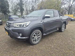 Toyota Hilux 2.4 D-4D-F Xtra Cab Challenger