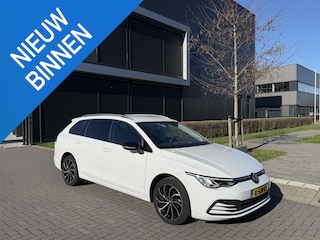 Volkswagen Golf Variant 1.0 eTSI Life Memory seat, LED, Carplay