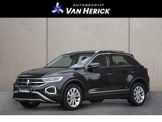 Volkswagen T-Roc 1.5 TSI Style 150PK Automaat | ACC | Stoelverwarming | Side Assist