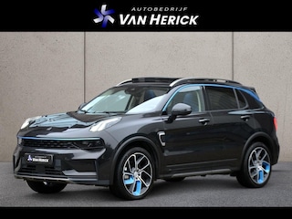 Lynk & Co 01 1.5 Plug-in Hybrid | Panoramadak | 360 Camera | Carplay