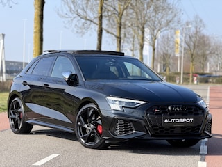Audi A3 Sportback 2.0 TFSI Quattro Pano Matrix B&O Navi