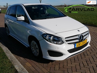 Mercedes-Benz B-klasse 220 d Ambition AUT ** EX POLICE MARGE CAR **