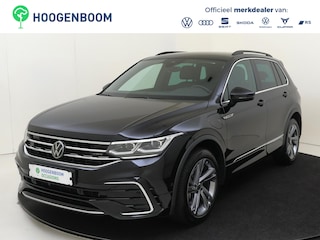 Volkswagen Tiguan 1.4 TSI eHybrid R-Line Business | SoH 100% | Keyless | Parkeerassistent | Navigatie | Dodehoek detectie | Adaptieve cruise control | Achteruitrijcamera | 3-zone airco |