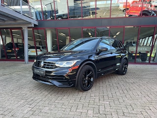 Volkswagen Tiguan 1.5 TSI R-Line Business+ | Black Style | PDC | ACC | Trekhaak | Stoel/Stuurverw. | Navi |