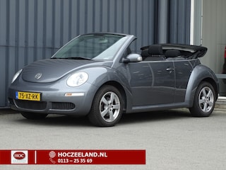 Volkswagen Beetle New Cabriolet 1.6Highline
