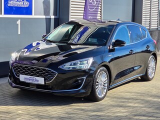 Ford Focus 1.0 EcoBoost 125pk automaat Vignale zeer luxe!