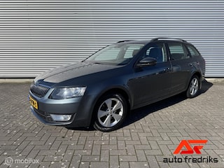 Skoda Octavia Combi 1.4 TSI Ambition Businessline | Navigatie | Stoelverwarming
