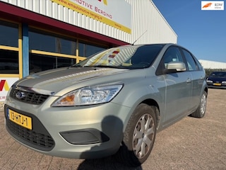 Ford Focus 1.6 Trend airco apk t/m 14-3-2027