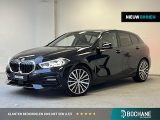 BMW 118i Sport Introduction Edition | LEDER | CAMERA | STOELVERWARMING |