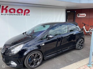 Opel Corsa 1.6-16V T OPC