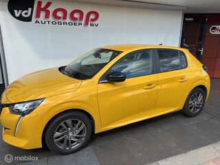 Peugeot 208 1.2 PureTech Allure selection camera stoelverw,etc