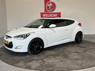 Hyundai Veloster 1.6 GDI i-Catcher, Stoere blikvanger, 18 inch, Leder, Panoramadak, Camera, Boekjes, Isofix, Clima, Cruise, Prijs incl apk, beurt en 3 mnd garantie