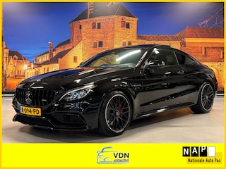 Mercedes-Benz Coupé AMG 63 S Edition 1 Panodak Burmester