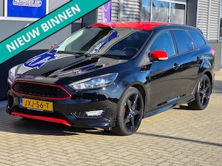 Ford Focus 1.5 EcoBoost 150 pk Black Edition ST-line