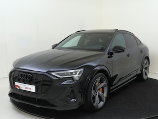 Audi E-tron S quattro 95 kWh | SoH 100% | Panoramadak | 360 camera | Bang & Olufsen | Luchtvering | Keyless | Lederen bekleding ‘Valcona’ | Navigatie Plus | LED matrix verlichting | Adaptieve cruise control |