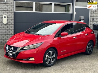 Nissan Leaf N-Connecta 40 kWh en voor THUIS BATTERIJ !!
