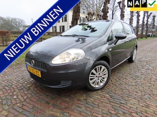 Fiat Punto Grande 1.4 Dynamic Airco Cruisecontrol 5 Drs Lm Velgen ***59868 KM !!! N.A.P***Apk t/m 12-2-2027***