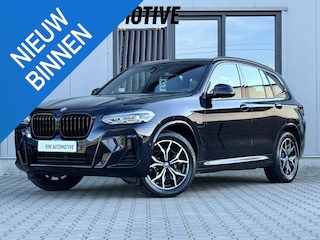 BMW X3 xDrive30e High Executive 292 PK | M sport | Groot navi scherm | Alarm | Carbon zwart | Camera