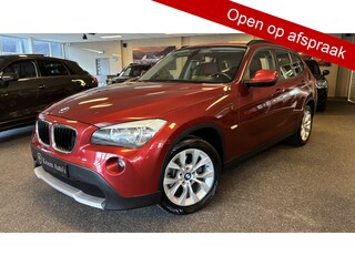 BMW X1 xDrive20i Business X-Drive 4x4 stoelverwarming, afneembare trekhaak