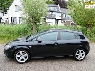 Seat Leon 1.8 TFSI Sport 161pk Clima Cruise 6-bak Historie Geen import