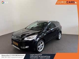 Ford Kuga 1.5 Titanium Styling Pack Trekhaak Navigatie Camera Parkeersensoren Cruise Control Stoelverwarming Xenon koplampen Half leder Climate Control Lichtmetalen velgen Getinte ramen