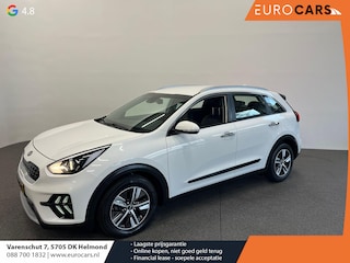 Kia Niro 1.6 GDi ExecutiveLine Trekhaak Navigatie Apple Carplay/Android Auto Camera Parkeersensoren achter Adaptive Cruise Control Climate Control Half leder Lichtmetalen velgen