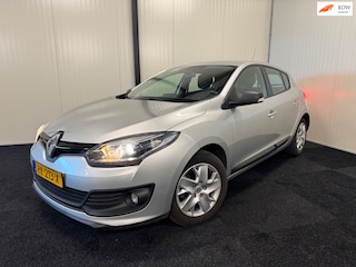 Renault Mégane 1.5 dCi Authentique 2014 AIRCO/CRUISE/PDC/TREKHAAK/NAVI/BLUETOOTH/RIJKLAAR