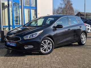 Kia Ceed cee'd 1.6 GDI Comfort Pack | Automaat, Cruise & Climate Control, Parkeersensoren, Bluetooth, Stuur-/Stoelverwarming!