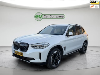 BMW iX3 High Executive 80 kWh | SOH 98% | Panoramadak | Shadow Line | Trekhaak | Leder | 360 Camera | Cruise Control | 1e Eigenaar