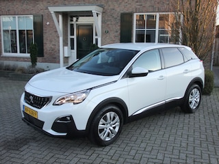 Peugeot 3008 1.2 PureTech Active , Navi , Pdc , Blue-tooth , Carplay enz.